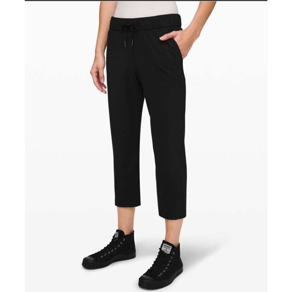Lululemon On The Fly Crop Pants Womens 10 Black Woven 23" Ism Drawstring Pockets - Picture 1 of 14